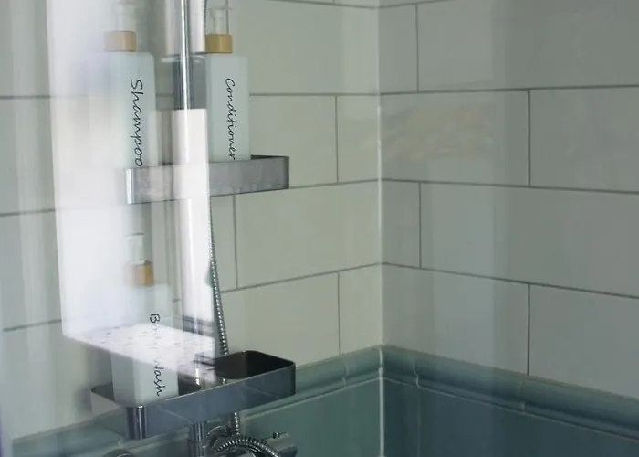 Riverbank ウェストポート